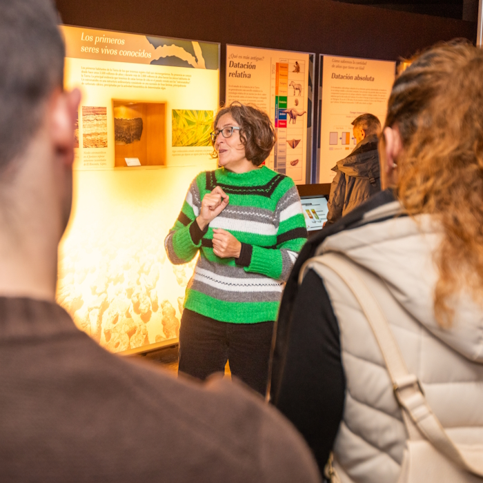 Descubre el MUJA con nuestra científica